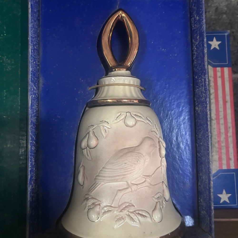 Liberty Bell Decanter Plays Music